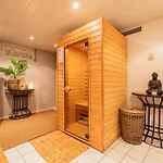 Maisonette-wohnung Mit See-& Bergblick, Sauna Apartment *