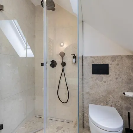 Maisonette-wohnung Mit See-& Bergblick, Sauna Διαμέρισμα