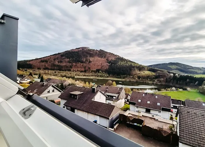 Maisonette-wohnung Mit See-& Bergblick, Sauna Appartement Winterberg