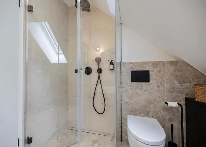 Maisonette-wohnung Mit See-& Bergblick, Sauna Appartement